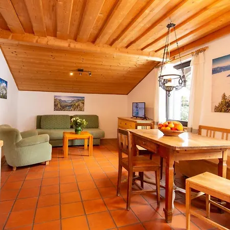 Herz Apartament Haus im Ennstal